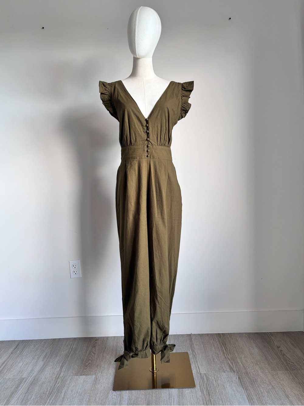happy nature olive green ruffle sleeve tie ankle jumpsuit size 8